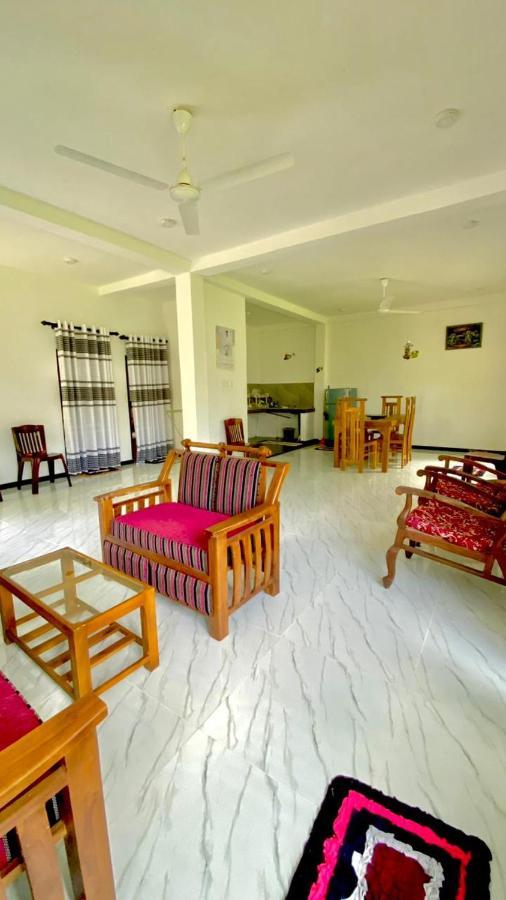 Kaumadi Villa Унаватуна Екстериор снимка